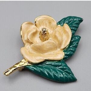 VINTAGE 1970's METAL ENAMEL CREAM ROSE BROOCH
